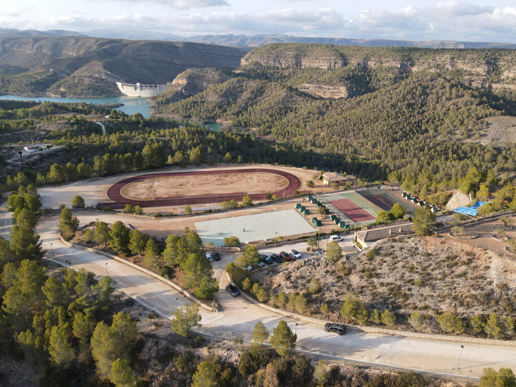 escalona camp campamento navarres